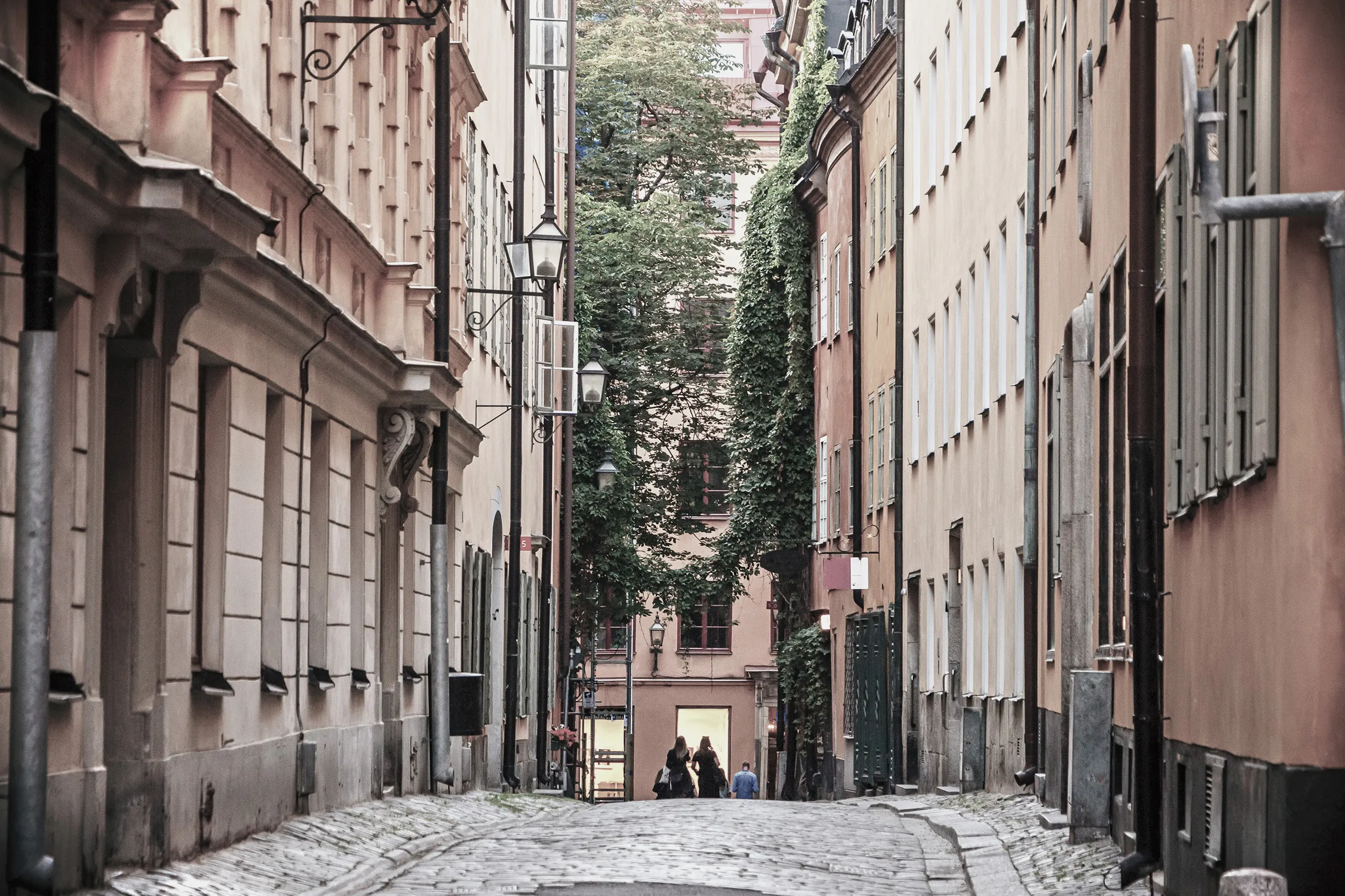 Moderna Hem Mäkleri